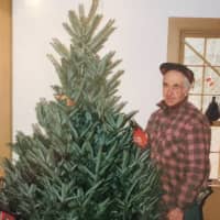 <p>The Monroe Historical Society will be planting a tree to honor Philip Jones Jr. of Shelton, Conn. Jones died in August at the age of 96.</p>