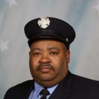 <p>Stamford Firefighter Richard Saunders, who died in 2015 from cancer that was attributed to his firefighting duties, will be honored this Saturday as his name is added to a national firefighters memorial in Colorado.</p>