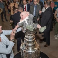 <p>The best way to make new hockey fans is to start them young.</p>