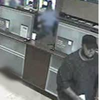 <p>A heavy-set man robbed the Chase Bank at 454 Post Road in Darien on Monday afternoon.</p>