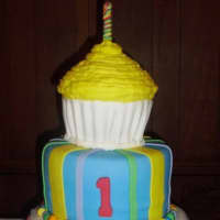 <p>First birthday cake.</p>