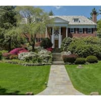 <p>3 Beechwood Road is listed at 5,999,000 by Houlihan Lawrence.</p>