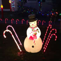 <p>The Schunk family gets into the Christmas spirit with holiday lights.</p>