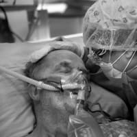 <p>Louie died surrounded by the team of Holy Name Medical Center nurses who cared for him during his coronavirus battle.</p>