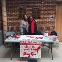 <p>Students signed an anti-drug pledge during their lunch periods.</p>
