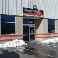 <p>Jump Shot Range is open for business in Stratford.</p>