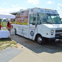 <p>A variety of food trucks are available for delicious food.</p>