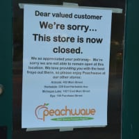 <p>A notice from Peachwave announces the frozen yogurt shop&#x27;s closure in Mount Kisco.</p>