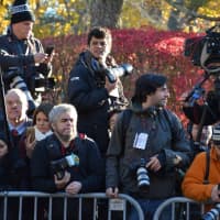 <p>A large group of journalists was on hand to cover Hillary and Bill Clinton casting their presidential votes.</p>