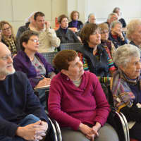<p>Financial author Jane Bryant Quinn speaks at the Mount Kisco Public Library before a large crowd.</p>