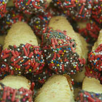 <p>Christmas cookies are always a favorite at Pastry Garden.</p>