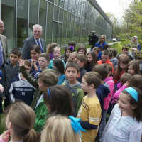 <p>Chris Donnelly speaks to second-graders at Burr Elementary School.</p>