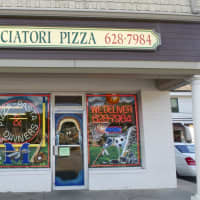 <p>Cacciatori Pizza in Mahopac.</p>