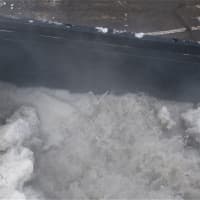 <p>Hot water melts the white stuff in the Snow Melter tank.</p>