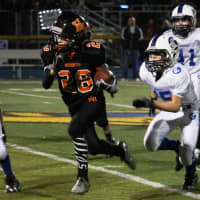 <p>Hasbrouck Heights running back Anthony Dilascio outruns North Arlington&#x27;s defense.</p>