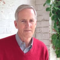 <p>On Sunday at 5 p.m., author Evan Thomas will speak and sign copies of his new book, &quot;Being Nixon: A Man Divided,&quot; at Darien&#x27;s Barrett bookstore</p>