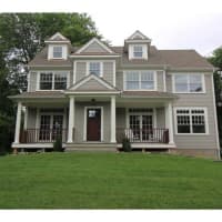 Fairfield Colonial Blends Beauty and Elegance