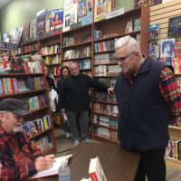 Hollywood Actress Accompanies Famous Dad To Bergen County Bookstore Signing (PHOTOS)