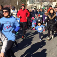 <p>Sunday&#x27;s 5K run/walk drew hundreds of participants in the Town of Mamaroneck.</p>