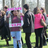 <p>Students gathered at Westchester Medical Center to promote a &quot;vape-free&quot; environment.</p>