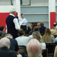 <p>Gordon engaged in dialog with many residents, the originally planned hour and a half meeting stretched to nearly three hours.</p>
