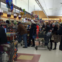 <p>Stop &amp; Shop shoppers faced long lines across the region.</p>