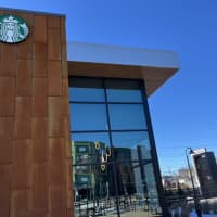 <p>Starbucks at the Print House on River Street in Hackensack.
  
</p>