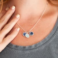 <p>A necklace by Auburn Jewelry.</p>