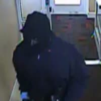 <p>An image of the Pound Ridge KeyBank branch robbery suspect.</p>
