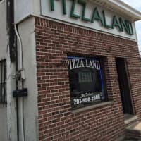 <p>Featured on &quot;The Sopranos,&quot; Pizza Land is still a stop on bus tours.</p>