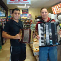 <p>Would you like a little music with your coffee or slice of pizza? Then the Putnam Valley Market, owned and operated by the Santucci family since 1988, is the place for you.</p>
