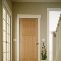 <p>Clearview features a beautiful doors perfect for any home.</p>