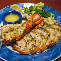 <p>A Red Lobster restaurant is opening at Tanger Outlets in Deer Park in a former Joe&#x27;s Crab Shack.</p>