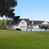 <p>A rendering of the new pool and pool house for Salem Golf Club.</p>