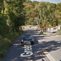 <p>The Green Lane train crossing in Bedford Hills.</p>