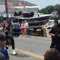 <p>The Rowayton Memorial Day Parade steps off in the sunshine on Sunday.</p>
