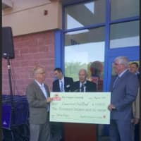 <p>The Cingari family donates $10,000 to the Connecticut Food Bank at the grand opening of Danbury&#x27;s ShopRite</p>