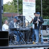 <p>Walter Duda, on keyboards, and friends play the Branford Jazz Festival.</p>