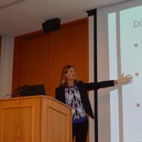 <p>Dr Kate Ott gives a talk on Sexting and Hooking Up at the Ridgefield Library</p>
