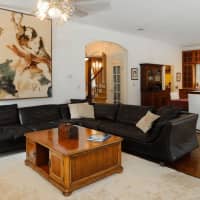 <p>The large childhood home of actor Hayden Panettiere includes four bedrooms and bathrooms and large, spacious living spaces.</p>