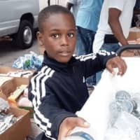 <p>A Humble Beginnings volunteer feeds the hungry in Paterson.</p>