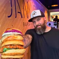 <p>Instagram sensation Matt Savage (@inkaholic__) tries out Jam Burger in Garfield.</p>