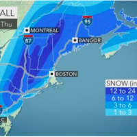 <p>Snowfall will be heaviest from late morning to late afternoon Wednesday.</p>