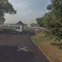 <p>A pop-up testing site for COVID-19 has been set up at Glen Island Park.</p>