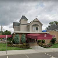 <p>Scarr Funeral Home in Suffern, NY</p>