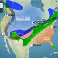 <p>A look at the weather pattern for early this week.</p>