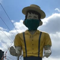 <p>Mr. Bill dons a COVID-19 friendly mask that helped the Camden County survive during the pandemic.</p>