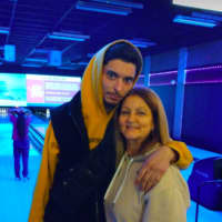 <p>Selwyn Torres and his mom.</p>