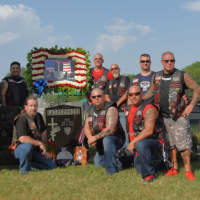 <p>Members of the North Jersey Chapter at &quot;Axe&quot; &#x27;s grave</p>