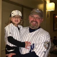 <p>Former Saddle Brook resident Pete Forman and his daughter Callie spend a daddy-daughter day getting autographs and meeting athletes.</p>